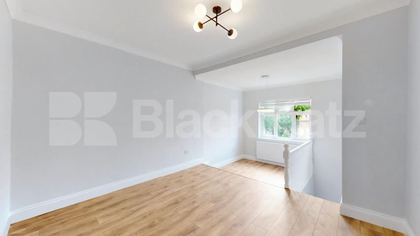 Modern Apartment Colville Road, Notting Hill